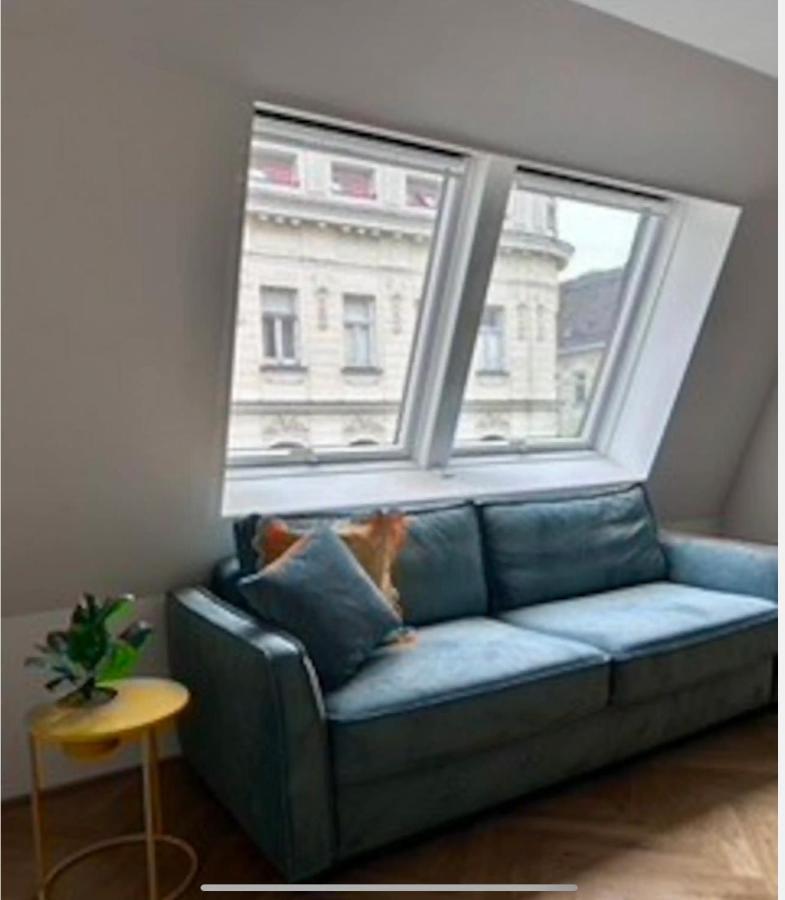 Freshly Renovated Apartment In Trendy Area L Hg21 Wien Eksteriør billede