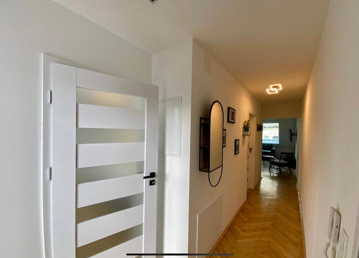 Freshly Renovated Apartment In Trendy Area L Hg21 Wien Eksteriør billede